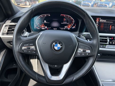 Used 2020 BMW 330i xDrive Sedan w/ Premium Package AWD/4WD image 18