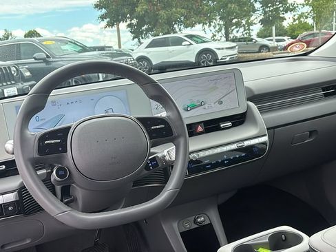 Used 2024 Hyundai Ioniq 5 SE AWD/4WD image 13