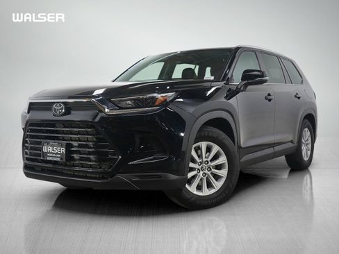 Used 2025 Toyota Grand Highlander AWD image 1