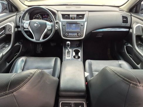 Used 2016 Nissan Altima 2.5 SL w/ 2.5 Technology Package FWD image 19