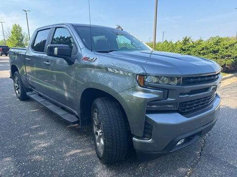 Used 2021 Chevrolet Silverado 1500 RST AWD/4WD image 2