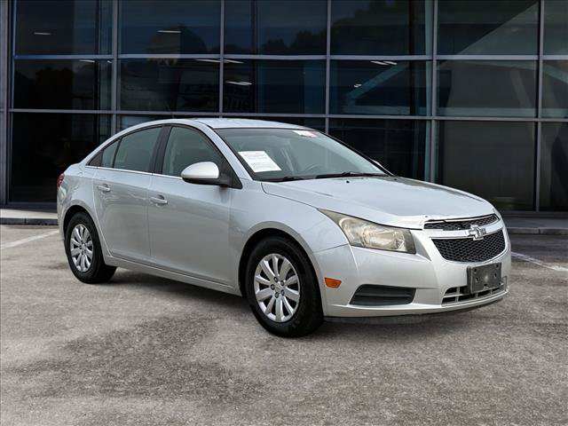 Used 2011 Chevrolet Cruze LT FWD image 2