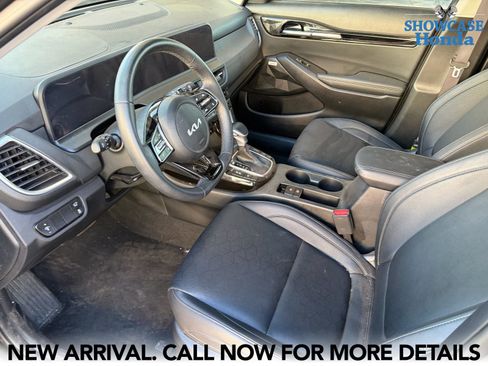 Used 2026 Kia Seltos SX w/ SX Sunroof Package AWD/4WD image 9