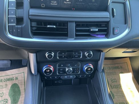 Used 2022 GMC Yukon SLT w/ SLT Luxury Package AWD/4WD image 21