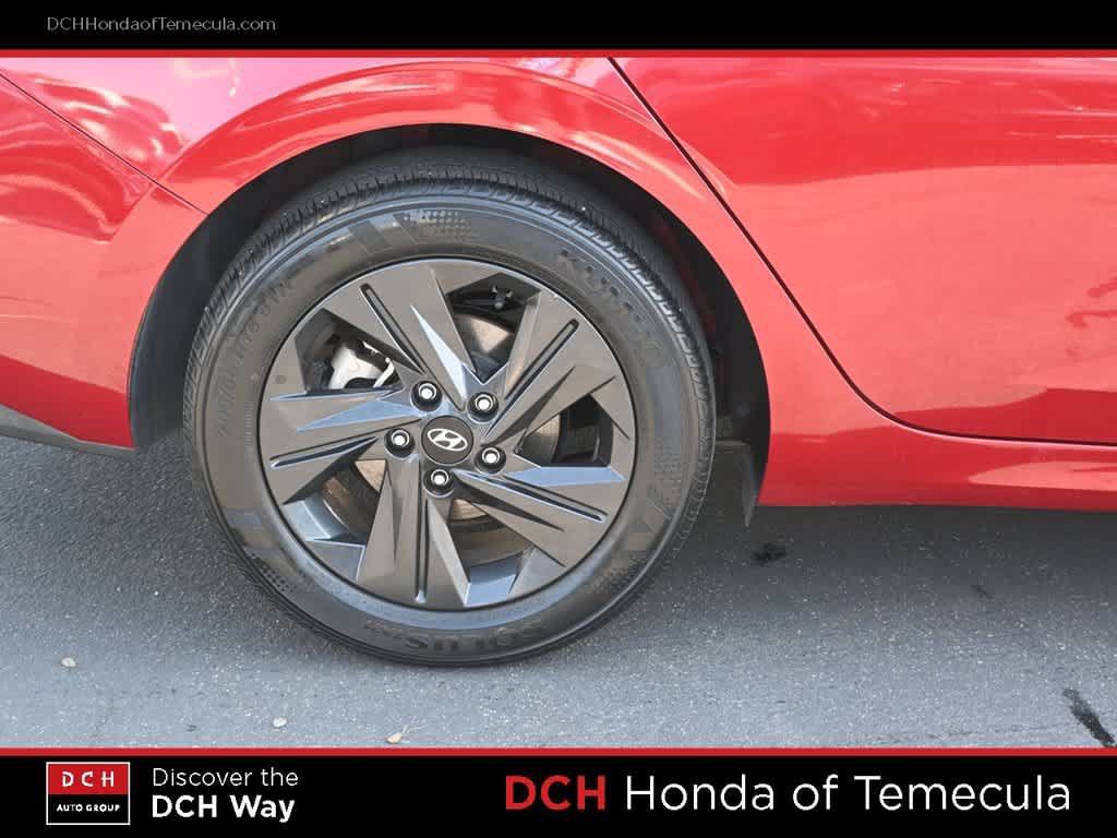 Used 2023 Hyundai Elantra SEL FWD image 23