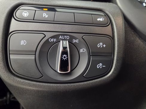 Used 2023 INFINITI QX50 Sport AWD/4WD image 19