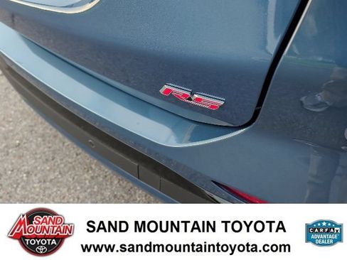 Used 2024 Chevrolet Equinox RS FWD image 5