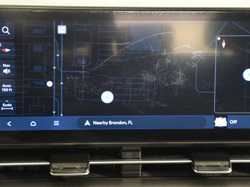 Used 2024 Hyundai Kona Limited image 16