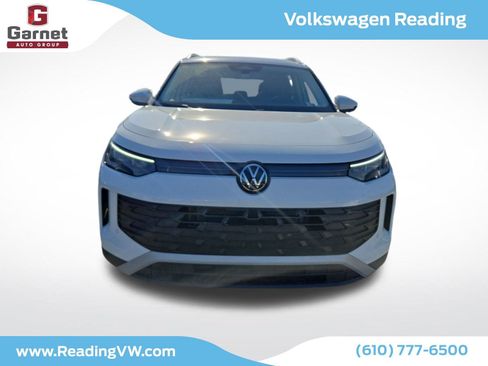 New 2026 Volkswagen Tiguan SE image 8
