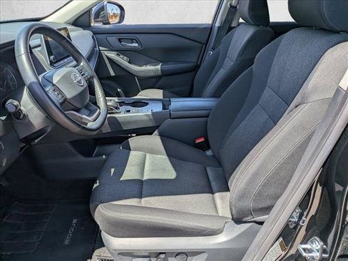 Used 2025 Nissan Rogue SV FWD image 14