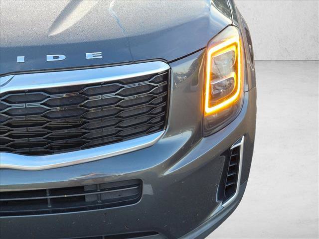 Used 2022 Kia Telluride EX w/ EX Premium Package FWD image 9