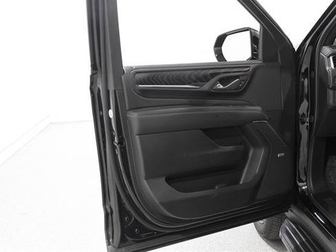 Used 2024 GMC Yukon Denali w/ Max Trailering Package AWD/4WD image 4