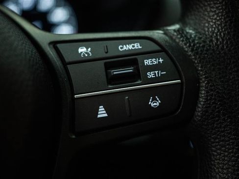 Used 2024 Honda CR-V EX image 17