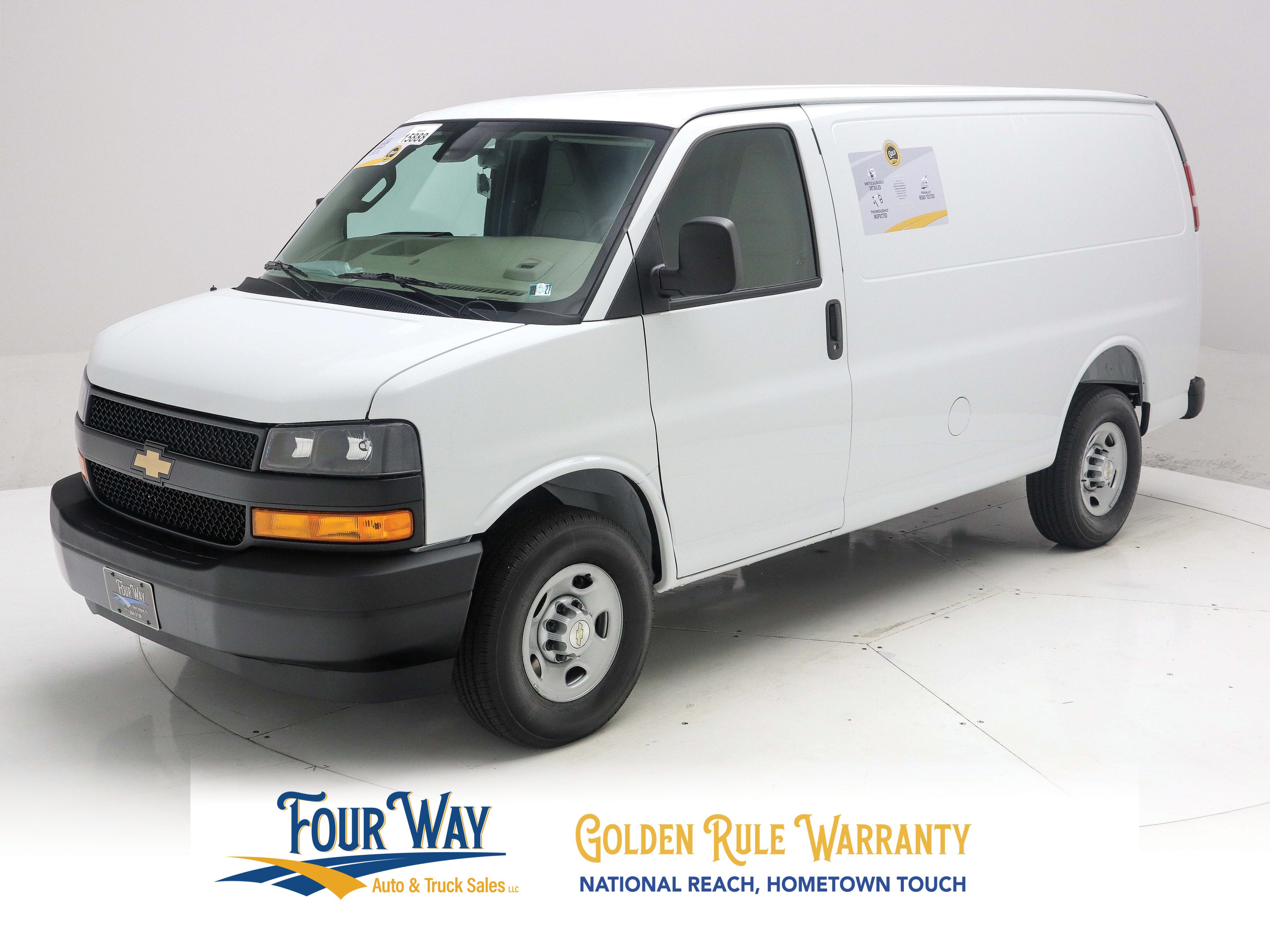 Used 2026 Chevrolet Express 3500 w/ Driver Convenience Package RWD image 8