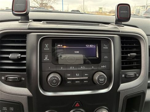 Used 2018 RAM 2500 Tradesman w/ Chrome Appearance Group image 27