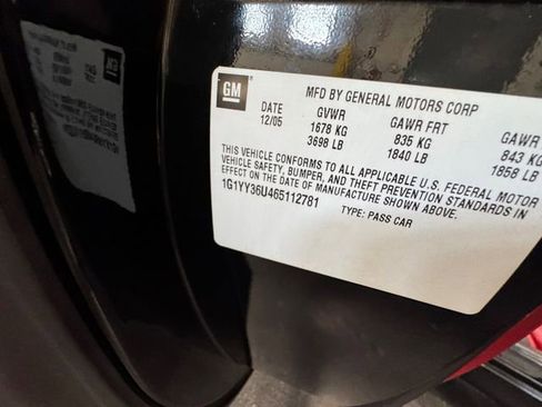 Used 2006 Chevrolet Corvette Convertible w/ Preferred Equipment Group RWD image 30