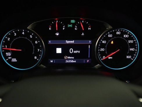 Used 2024 Chevrolet Equinox Premier AWD/4WD image 19