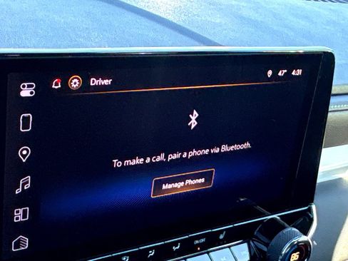 Used 2025 Chevrolet Colorado LT image 6