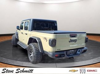 Used 2022 Jeep Gladiator Sport AWD/4WD video 3