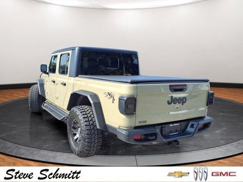 Used 2022 Jeep Gladiator Sport AWD/4WD image 3