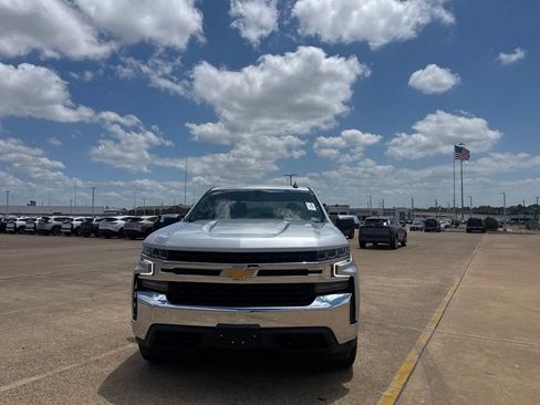 Used 2022 Chevrolet Silverado 1500 LT AWD/4WD image 6