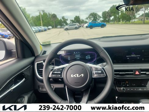 New 2026 Kia Seltos S FWD image 22