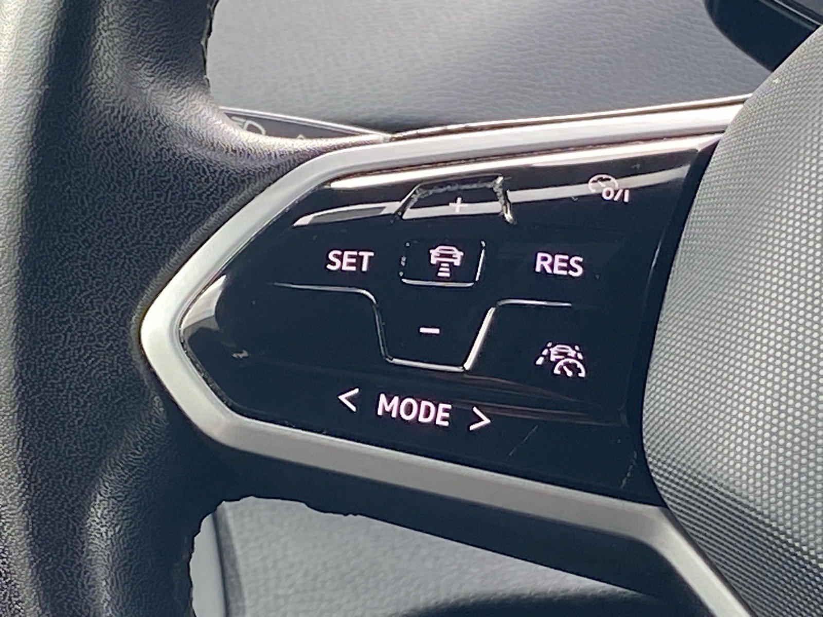 Certified 2023 Volkswagen ID.4 S RWD image 7
