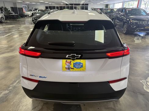 Used 2023 Chevrolet Bolt EUV LT image 6