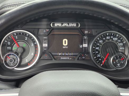 Used 2022 RAM 3500 Laramie image 32