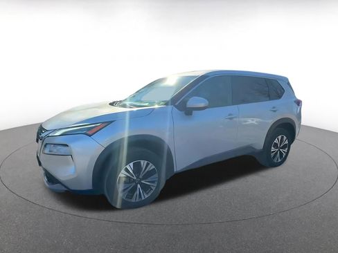 Used 2023 Nissan Rogue SV image 8