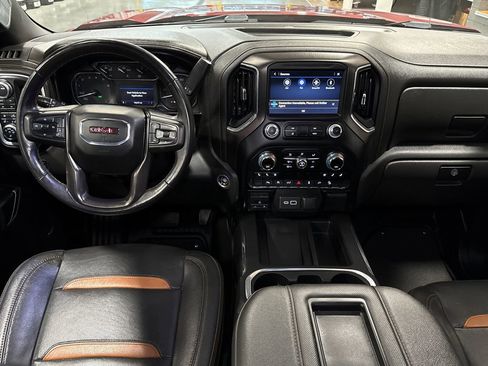 Used 2021 GMC Sierra 1500 AT4 w/ AT4 Value Package AWD/4WD image 13