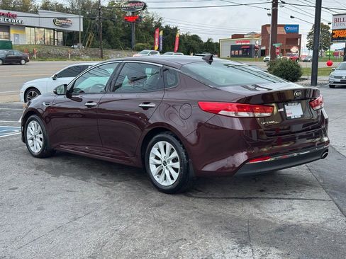 Used 2017 Kia Optima EX image 5