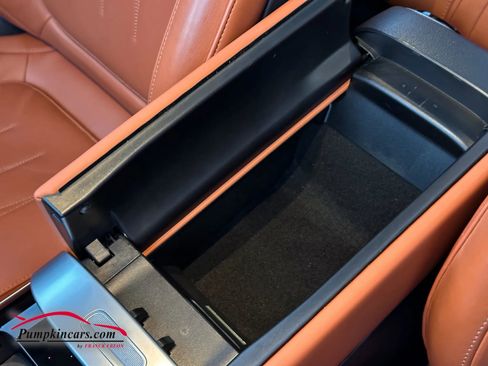 Used 2022 Mercedes-Benz C 300 C 300 4MATIC Sedan 4D w/ Exclusive Trim Package image 33