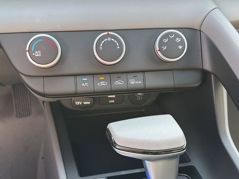 New 2026 Hyundai Elantra SE image 26