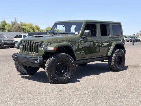 Used 2022 Jeep Wrangler Unlimited Rubicon AWD/4WD image 2