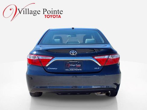 Used 2015 Toyota Camry XLE image 5