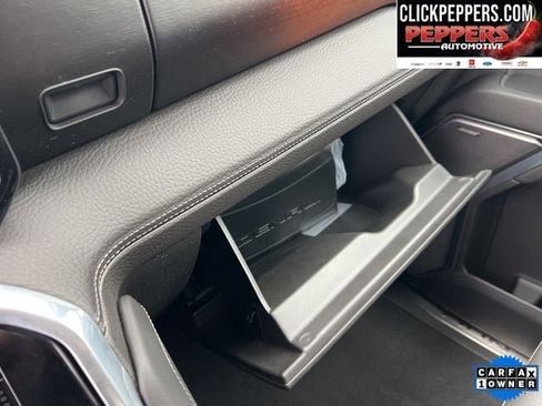Used 2022 GMC Sierra 1500 Denali AWD/4WD image 14