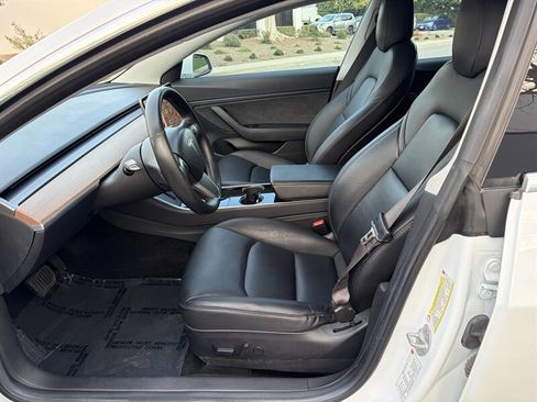 Used 2018 Tesla Model 3 Long Range image 15