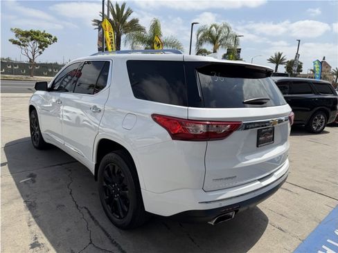 Used 2020 Chevrolet Traverse Premier FWD image 4