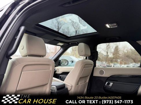 Used 2018 Land Rover Discovery SE image 20