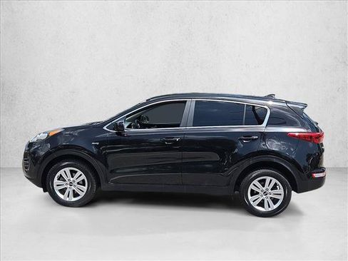 Used 2017 Kia Sportage LX AWD/4WD image 9
