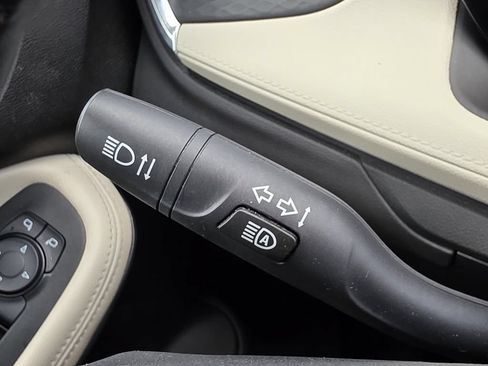 Used 2024 Buick Encore GX Sport Touring FWD image 28