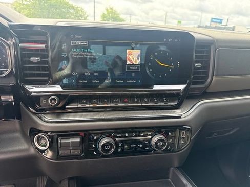 Used 2023 Chevrolet Silverado 1500 ZR2 AWD/4WD image 21
