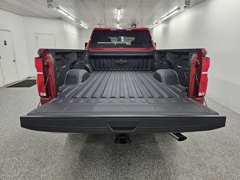 Used 2026 Chevrolet Silverado 2500 LTZ w/ LTZ Convenience Package AWD/4WD image 7