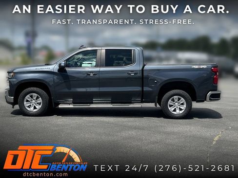 Used 2022 Chevrolet Silverado 1500 LT AWD/4WD image 3