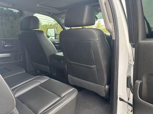 Used 2019 Chevrolet Silverado 2500 LTZ w/ Duramax Plus Package AWD/4WD image 38