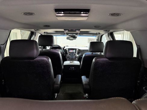 Used 2017 Chevrolet Suburban Premier AWD/4WD image 39