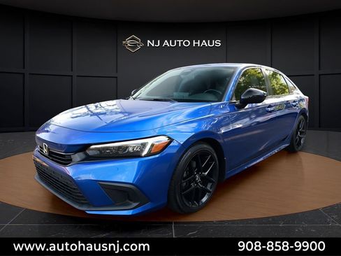 Used 2024 Honda Civic Sport image 4