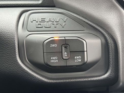 New 2026 RAM 2500 Big Horn AWD/4WD image 20
