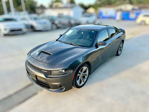 Used 2020 Dodge Charger R/T RWD image 4